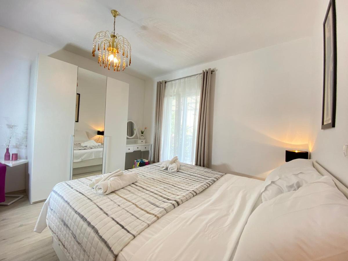 Luxury Marijana Apartment Split Bagian luar foto