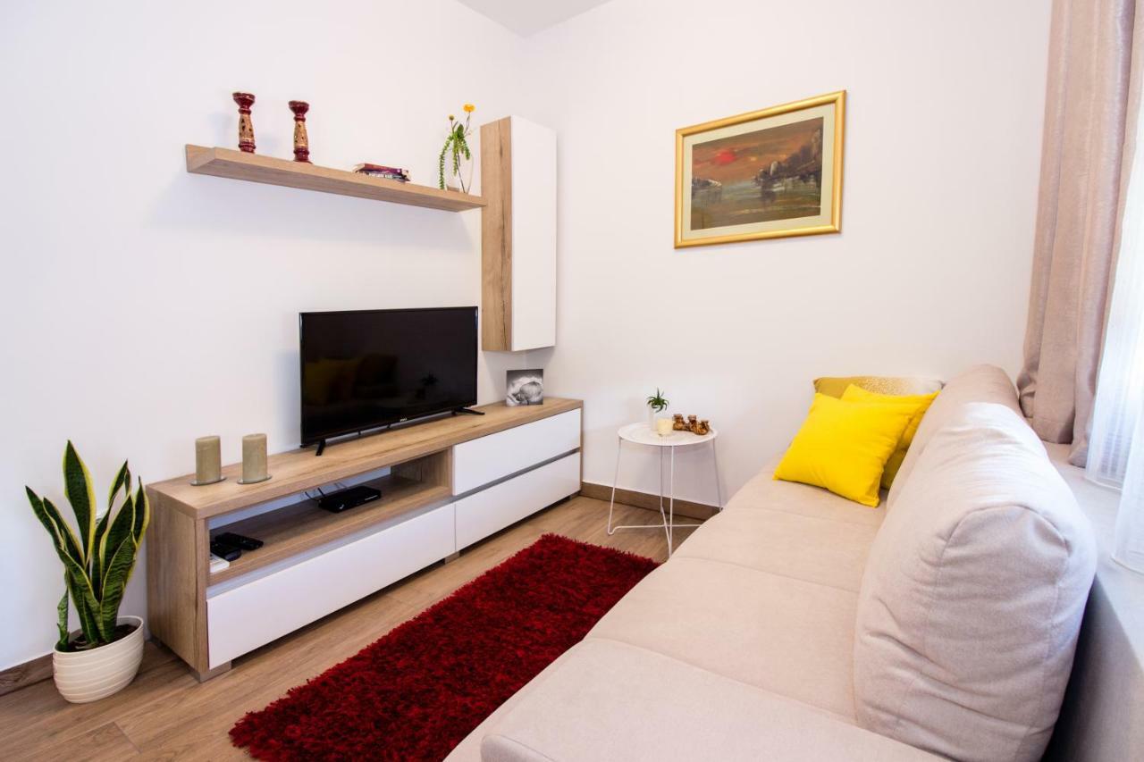 Luxury Marijana Apartment Split Bagian luar foto