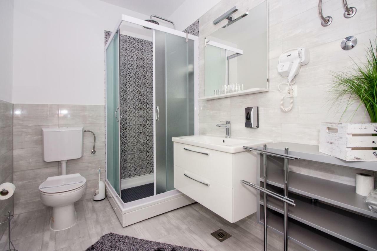 Luxury Marijana Apartment Split Bagian luar foto